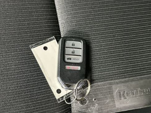 Used 2021 Honda Accord Sport image 32