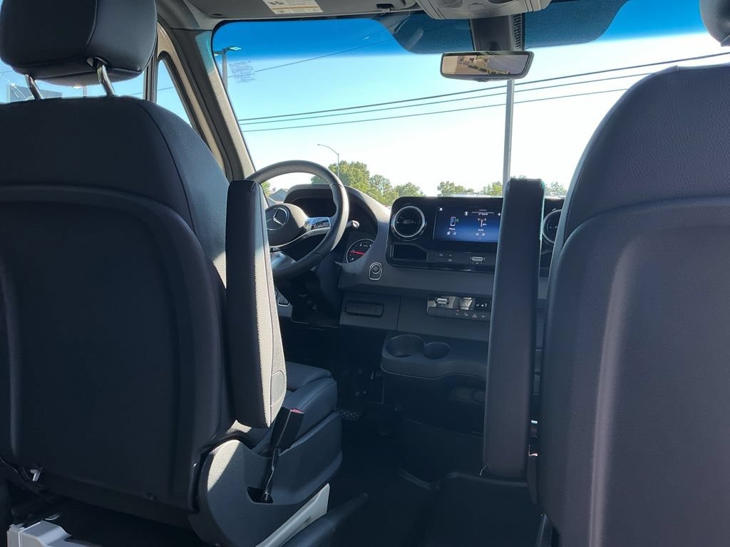 New 2026 Mercedes-Benz Sprinter 2500 image 21
