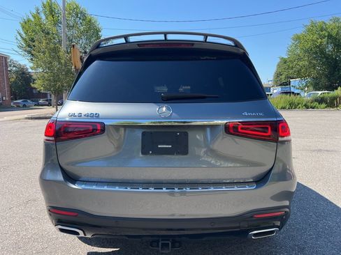 Used 2022 Mercedes-Benz GLS 450 4MATIC image 4