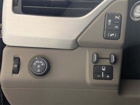 Used 2019 GMC Yukon SLT w/ Premium Edition image 14