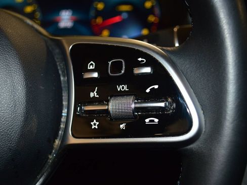 Certified 2022 Mercedes-Benz GLC 300 image 22