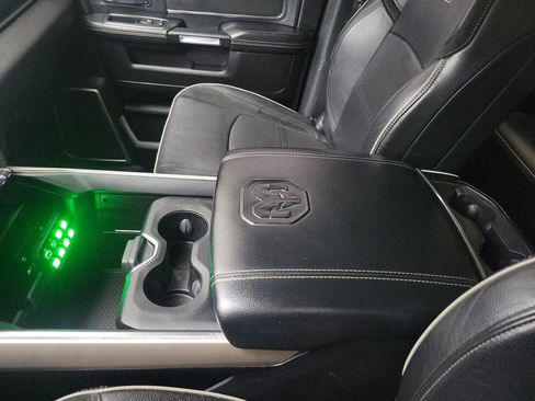 Used 2019 RAM 2500 Laramie image 29