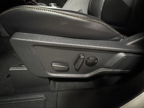 New 2025 Ford Bronco Badlands image 27