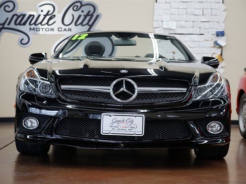 Used 2012 Mercedes-Benz SL 550 image 3