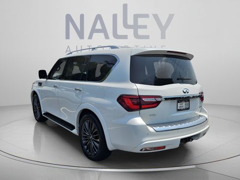 Used 2024 INFINITI QX80 Sensory AWD/4WD image 3
