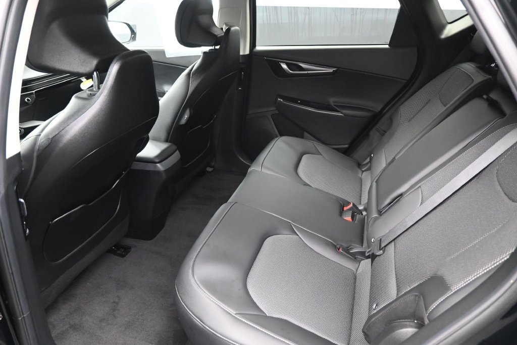 Used 2025 Kia EV6 Light w/ Light LR Technology Package RWD image 25
