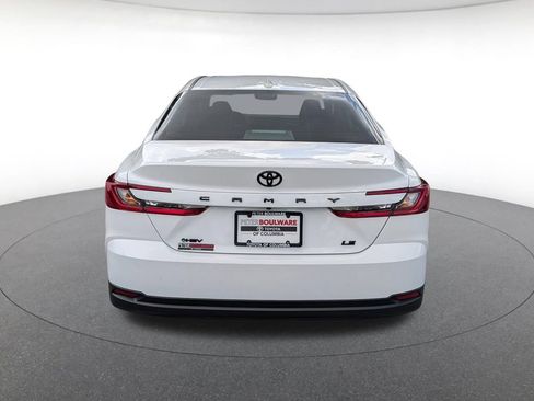 Used 2026 Toyota Camry LE FWD image 5