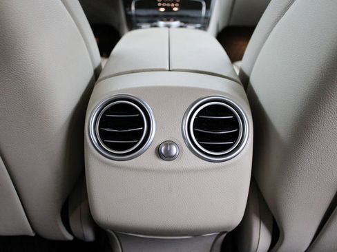 Used 2019 Mercedes-Benz GLC 300 4MATIC image 22