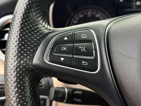 Used 2018 Mercedes-Benz GLC 300 4MATIC image 14