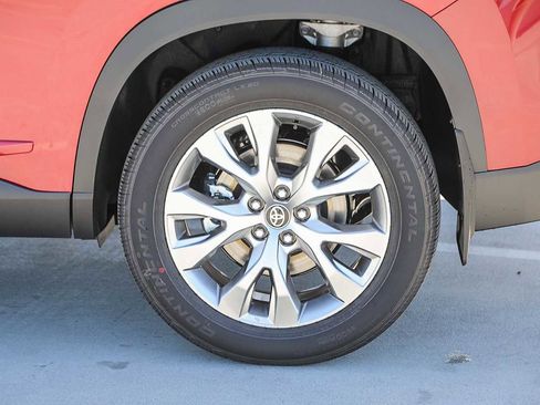 New 2026 Toyota Grand Highlander AWD image 11
