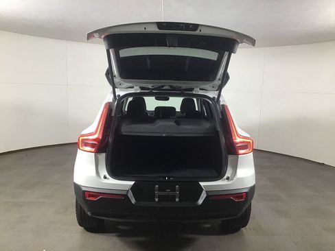 Used 2026 Volvo XC40 B5 Plus w/ Protection Package Premier AWD/4WD image 18