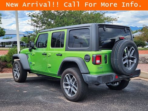 Used 2025 Jeep Wrangler Unlimited Sport S 4xe w/ Convenience Group AWD/4WD image 3