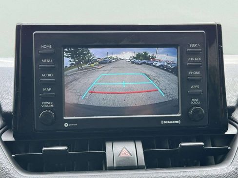Used 2021 Toyota RAV4 LE AWD/4WD image 31