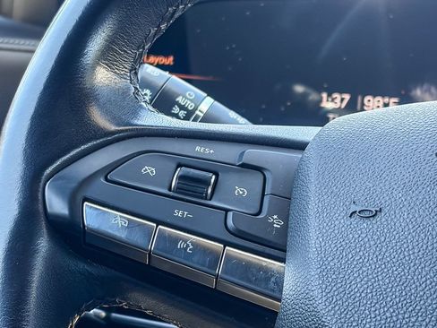 Certified 2024 Cadillac XT4 Premium Luxury AWD/4WD image 17