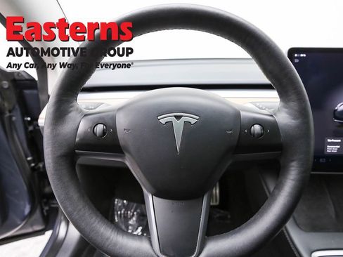 Used 2023 Tesla Model 3 Performance image 10