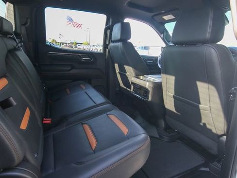 Used 2025 GMC Sierra 1500 AT4 w/ AT4 Premium Package image 25