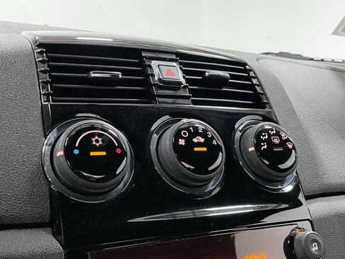 Used 2007 Saturn Sky w/ Premium Trim Pkg image 17