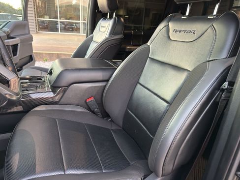 Used 2019 Ford F150 Raptor w/ Equipment Group 802A Luxury image 14