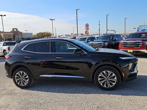 New 2025 Buick Envision Preferred image 17