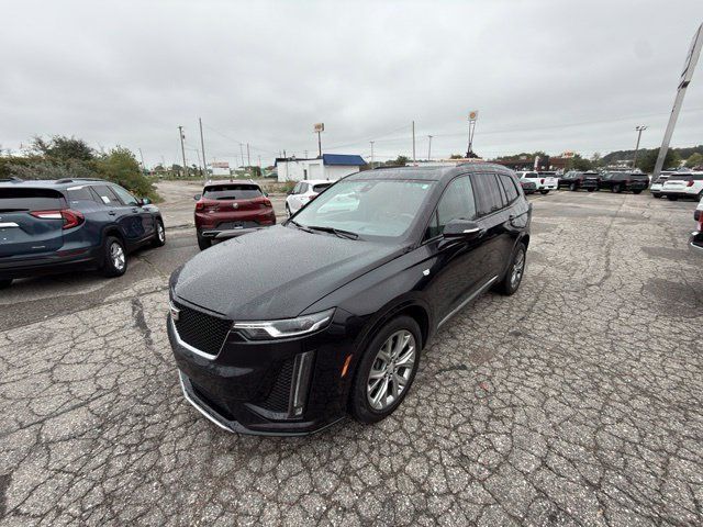 Used 2020 Cadillac XT6 Sport AWD/4WD image 2