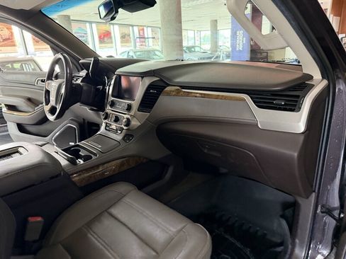 Used 2016 GMC Yukon XL Denali w/ Open Road Package AWD/4WD image 34