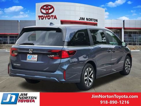 Used 2025 Honda Odyssey EX-L image 5