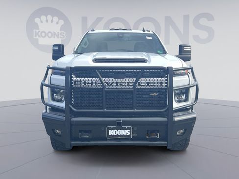 Used 2023 Chevrolet Silverado 2500 Custom w/ Custom Value Package image 11