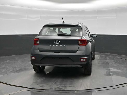 New 2026 Hyundai Venue SEL FWD image 6