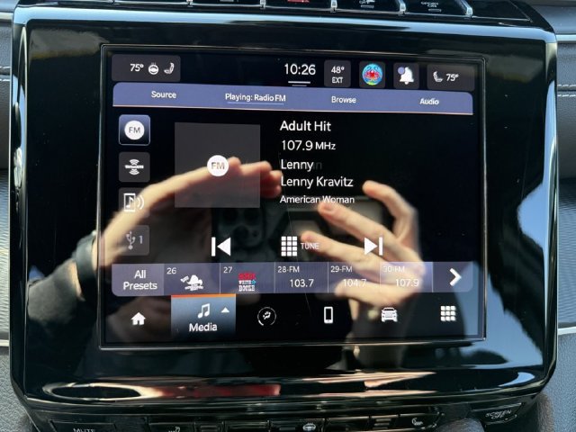 Used 2023 Jeep Grand Cherokee Altitude AWD/4WD image 22
