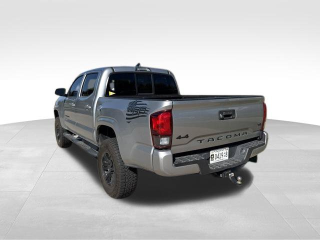 Used 2020 Toyota Tacoma SR AWD/4WD image 5