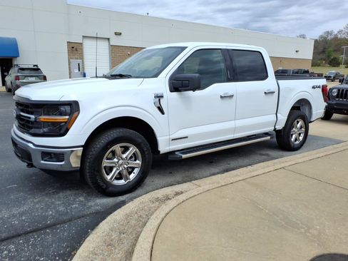 Used 2024 Ford F150 XLT w/ Mobile Office Package image 3