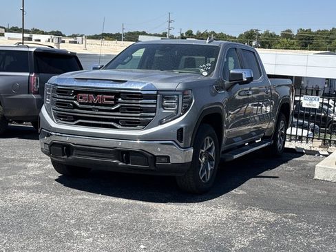 New 2026 GMC Sierra 1500 SLT w/ SLT Premium Plus Package AWD/4WD image 2