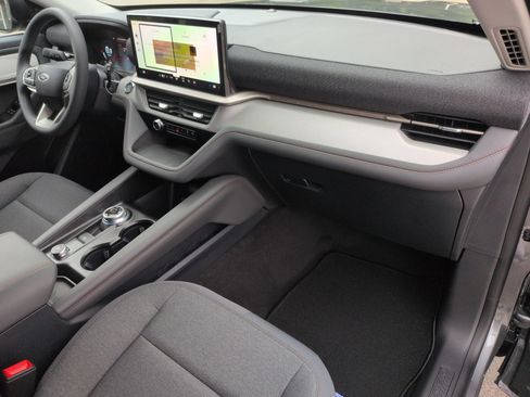 New 2026 Ford Explorer Active RWD image 37