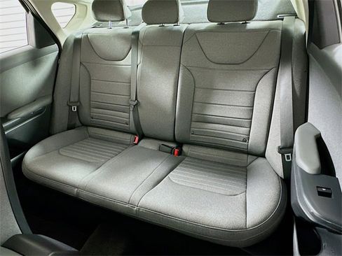 Used 2025 Kia K4 EX image 11