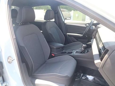 Used 2025 Volkswagen Jetta Sport FWD image 17