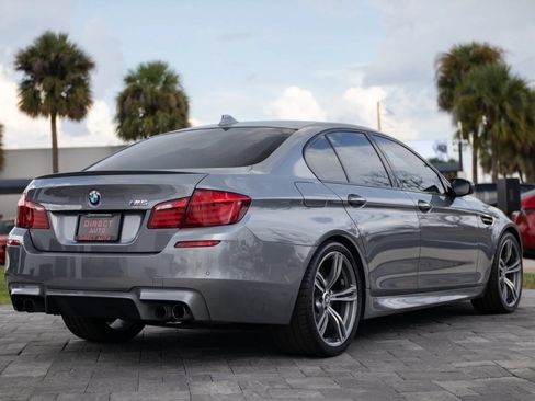 Used 2013 BMW M5 RWD image 14