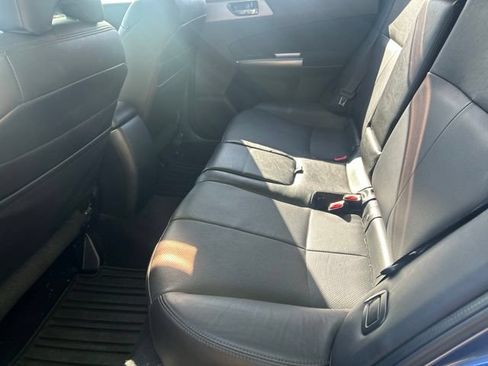 Used 2012 Subaru Forester 2.5X Limited AWD/4WD image 13