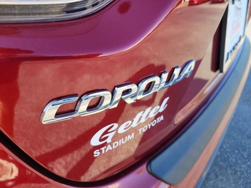Used 2023 Toyota Corolla SE image 6