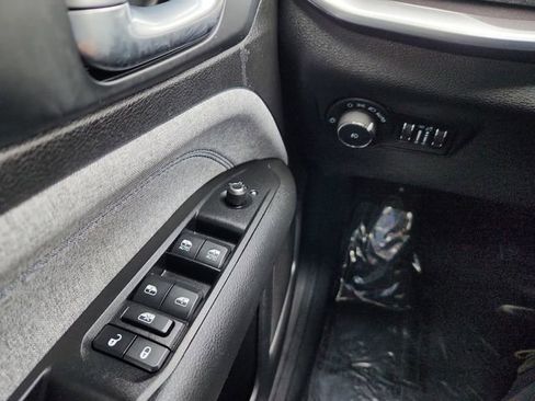 Used 2022 Jeep Compass Latitude FWD image 33