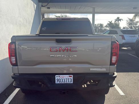 Used 2023 GMC Sierra 1500 Elevation AWD/4WD image 3