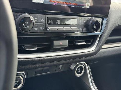 Certified 2025 Toyota Grand Highlander AWD image 16