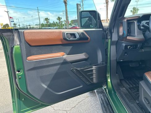 Used 2023 Ford Bronco Outer Banks AWD/4WD image 11