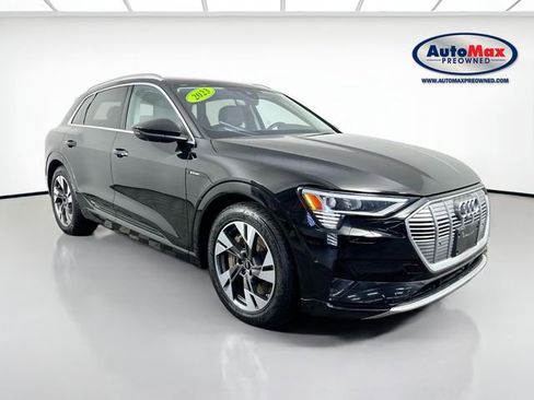 Used 2023 Audi e-tron Premium Plus AWD/4WD image 1