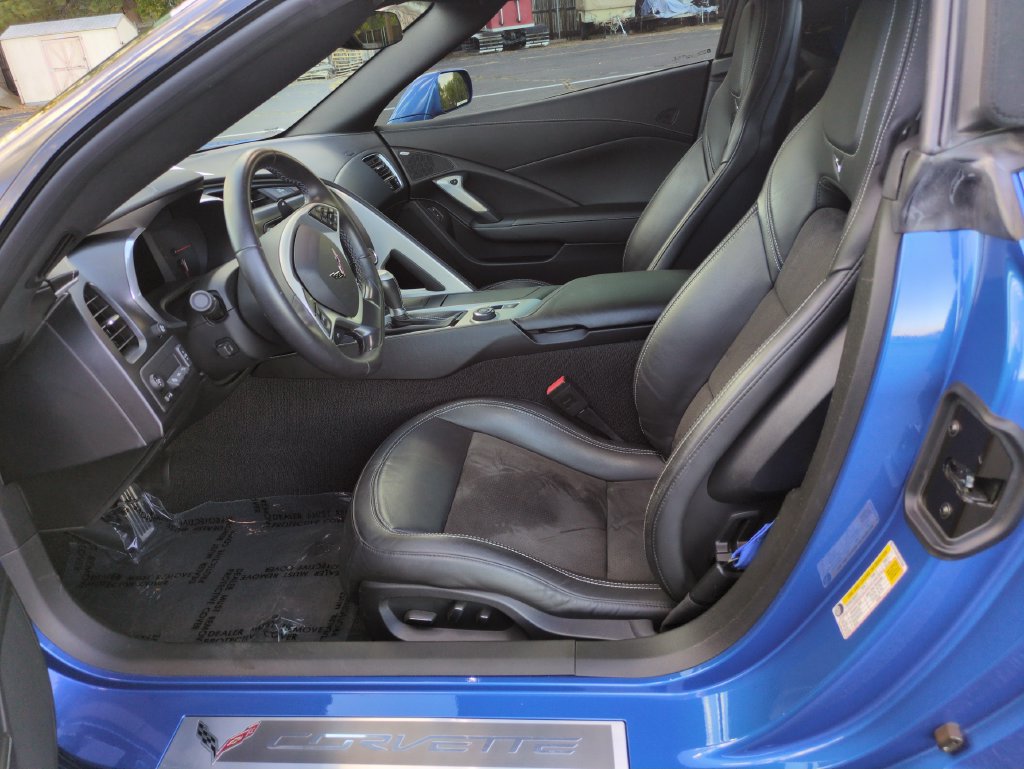 Used 2014 Chevrolet Corvette Stingray Convertible w/ 2LT Preferred Equipment Group RWD image 9