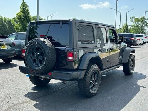 Used 2023 Jeep Wrangler Unlimited AWD/4WD image 4
