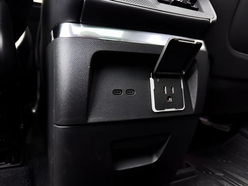 Used 2026 Cadillac Vistiq Sport w/ LPO, Floor Liner Package AWD/4WD image 22