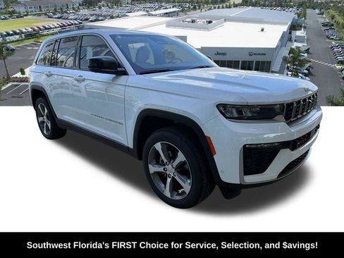 New 2026 Jeep Grand Cherokee Limited w/ Luxury Tech Group II AWD/4WD image 2