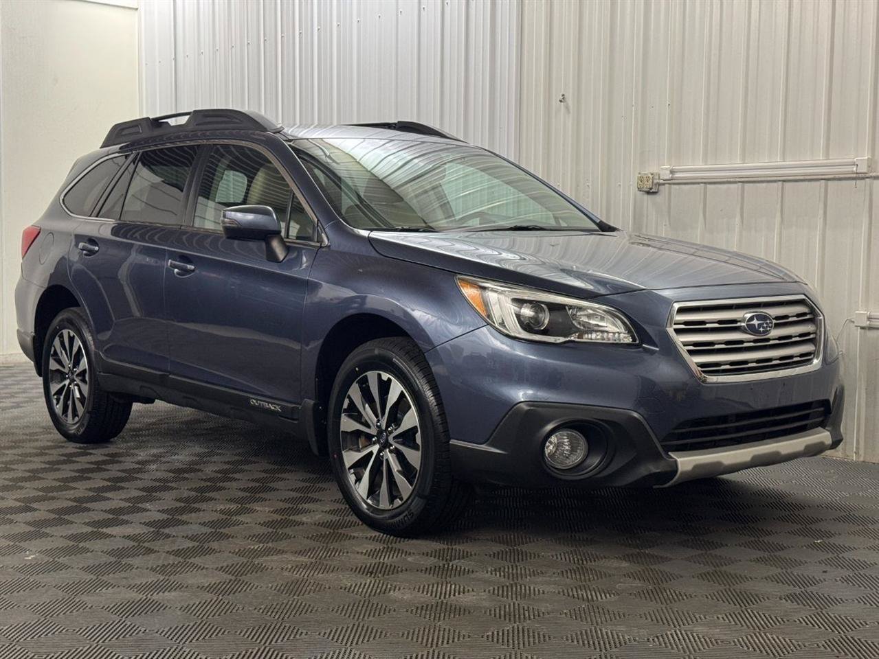 Used 2017 Subaru Outback 2.5i Limited AWD/4WD image 6