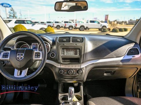 Used 2018 Dodge Journey SE w/ Popular Equipment Group image 13