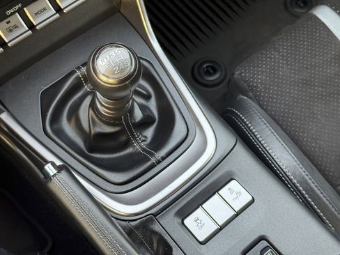 Used 2024 Toyota GR86 Premium image 27